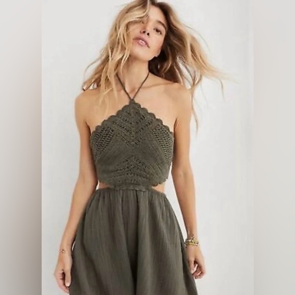 aerie Dresses & Skirts - Aerie Green Pool-to-Party Crochet Halter Mini Dress, Size Small